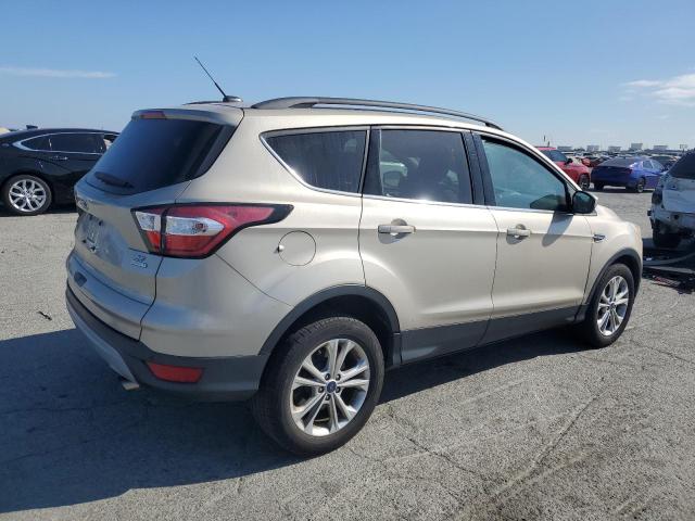 1FMCU0GD0JUA74597 - 2018 FORD ESCAPE SE Dorado foto 3
