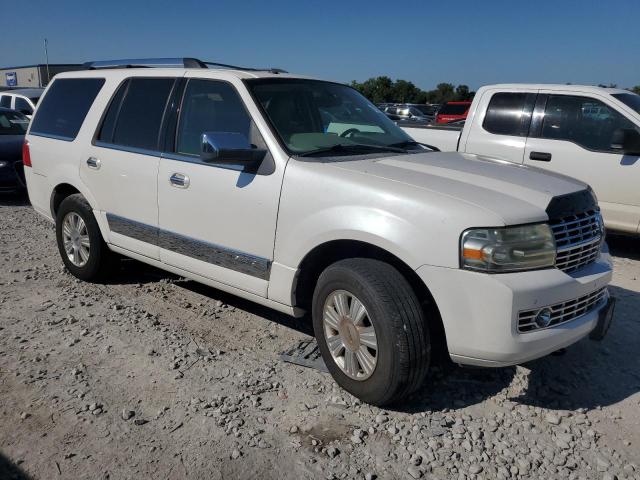 5LMJJ2J50DEL01568 - 2013 LINCOLN NAVIGATOR WHITE photo 4