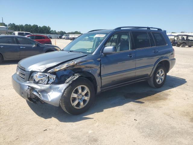 2004 TOYOTA HIGHLANDER BASE, 