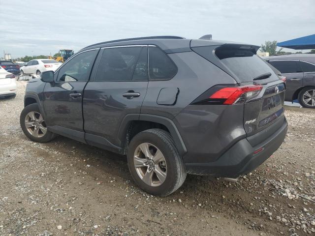 2T3W1RFVXPC224091 - 2023 TOYOTA RAV4 XLE 灰色 照片 2