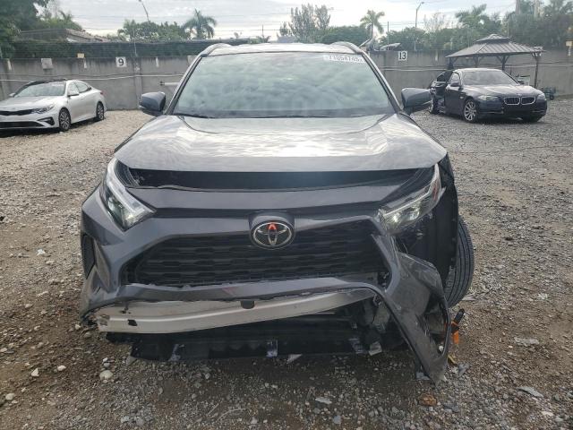 2T3W1RFVXPC224091 - 2023 TOYOTA RAV4 XLE 灰色 照片 5