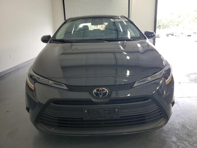 5YFB4MDE1SP318518 - 2025 TOYOTA COROLLA LE 灰色 照片 5