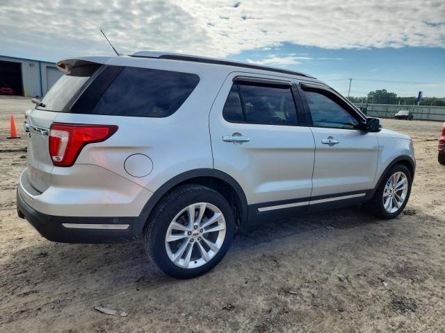 1FM5K7F82JGA17912 - 2018 FORD EXPLORER LIMITED Արծաթագույն լուսանկար 3