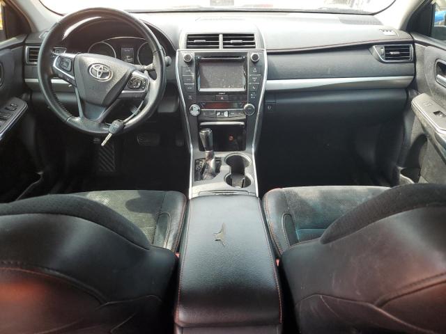 4T1BF1FK2HU638921 - 2017 TOYOTA CAMRY LE RED photo 8