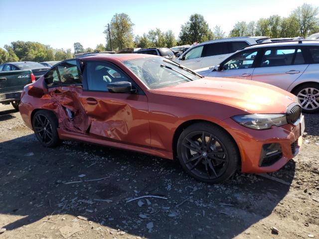 3MW5R7J07N8C72123 - 2022 BMW 330XI ORANGE photo 4