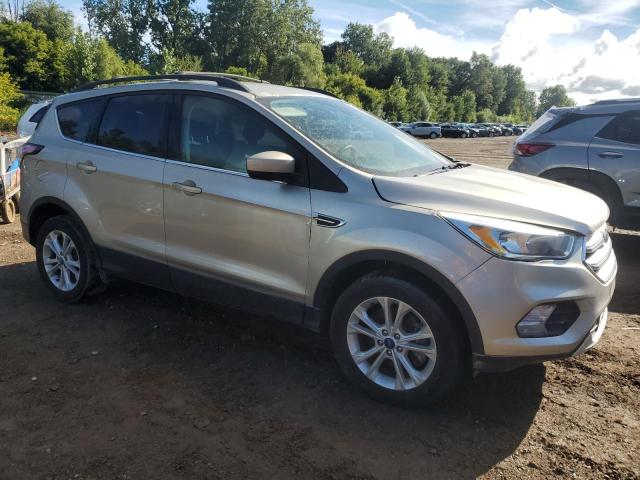 1FMCU9GD7JUB29616 - 2018 FORD ESCAPE SE TAN photo 4