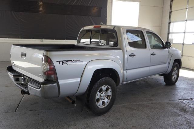 3TMLU4EN9CM103433 - 2012 TOYOTA TACOMA DOUBLE CAB SILVER photo 3