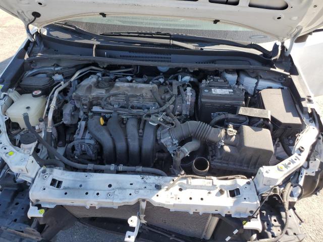 5YFEPRAE6LP069382 - 2020 TOYOTA COROLLA LE WHITE photo 11