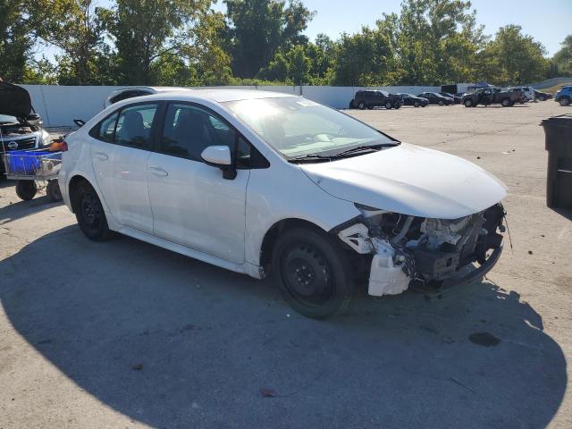 5YFEPRAE6LP069382 - 2020 TOYOTA COROLLA LE WHITE photo 4