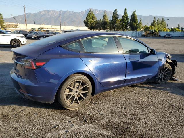 5YJ3E1EA6NF115510 - 2022 TESLA MODEL 3 BLUE photo 3