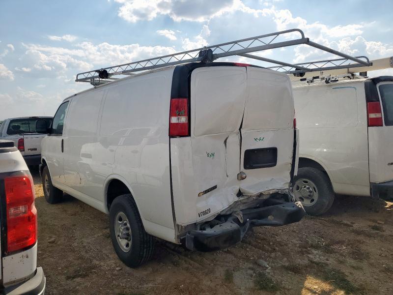 1GCWGAFP2P1170820 - 2023 CHEVROLET EXPRESS G2500 WHITE photo 2
