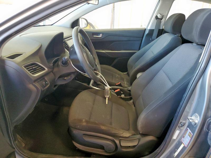 3KPC24A6XNE156174 - 2022 HYUNDAI ACCENT SE 银色 照片 7