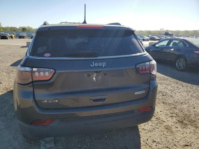 3C4NJDBB7JT282621 - 2018 JEEP COMPASS LATITUDE BLACK photo 6