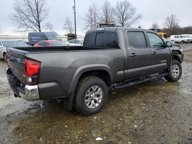 3TMDZ5BN9JM044400 - 2018 TOYOTA TACOMA DOUBLE CAB 灰色 照片 3