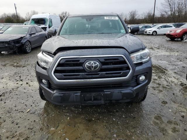 3TMDZ5BN9JM044400 - 2018 TOYOTA TACOMA DOUBLE CAB 灰色 照片 5