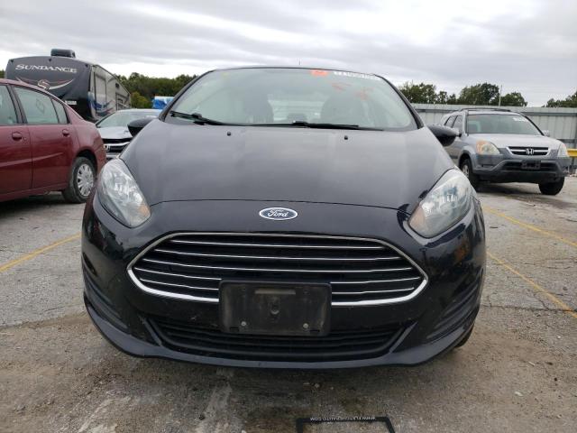 3FADP4BJ0JM127202 - 2018 FORD FIESTA SE BLACK photo 5