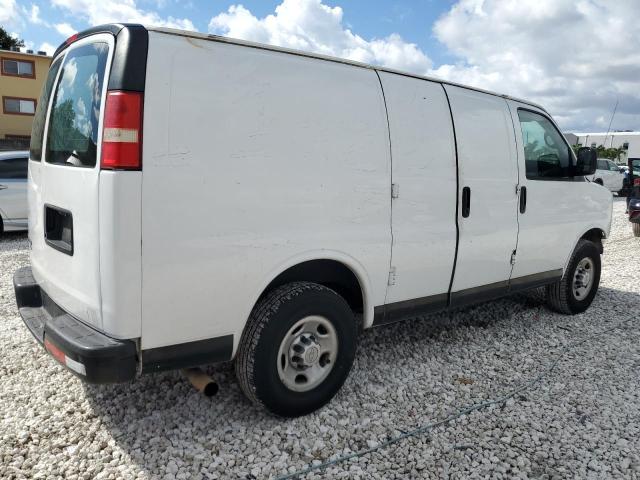 1GCWGFCF9F1233046 - 2015 CHEVROLET EXPRESS G2 Biały zdjęcie 3