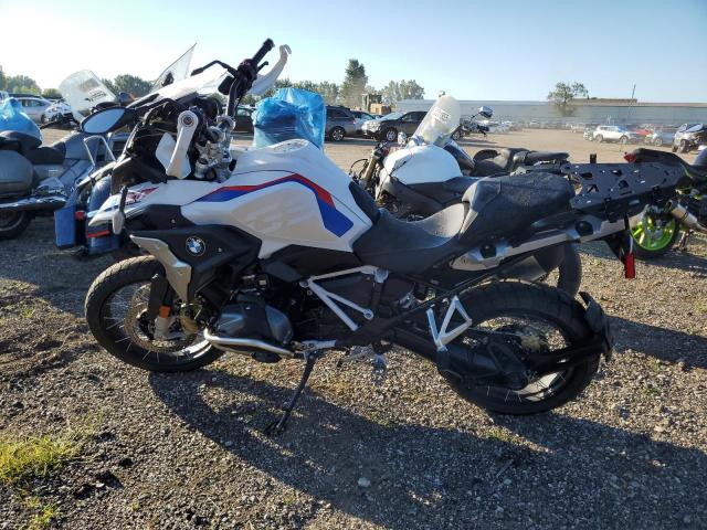 WB10M0301M6D96054 - 2021 BMW R 1250 GS WHITE photo 3