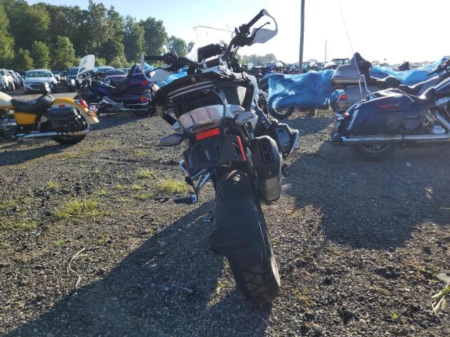 WB10M0301M6D96054 - 2021 BMW R 1250 GS WHITE photo 4