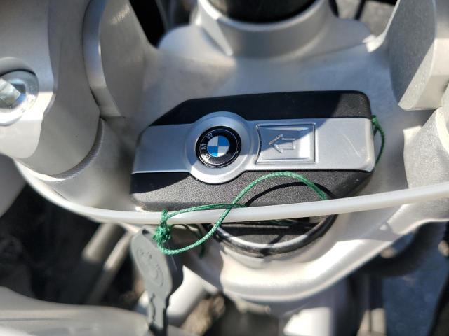 WB10M0301M6D96054 - 2021 BMW R 1250 GS WHITE photo 8