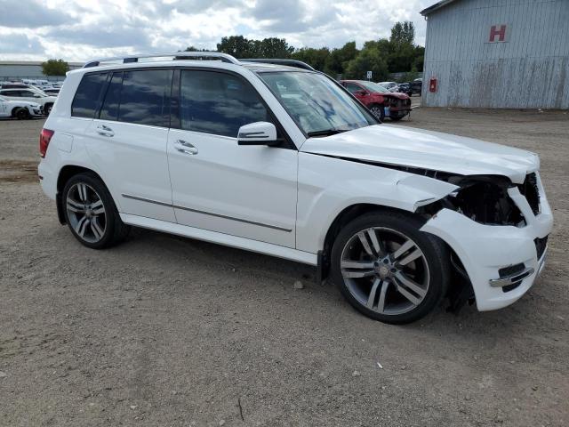 WDCGG8JBXFG435370 - 2015 MERCEDES-BENZ GLK 350 4MATIC WHITE photo 4