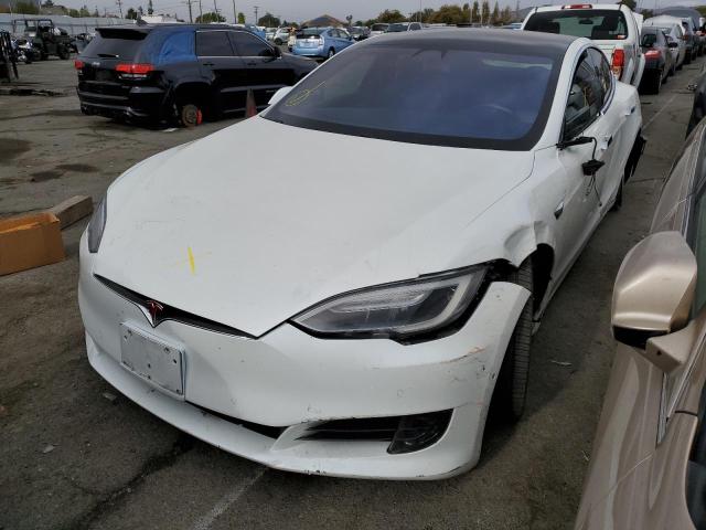 5YJSA1E19HF209697 - 2017 TESLA MODEL S Weiß Foto 1