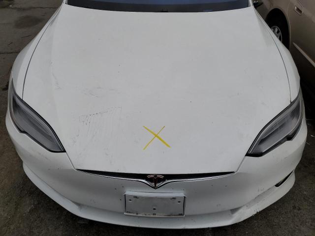 5YJSA1E19HF209697 - 2017 TESLA MODEL S Weiß Foto 11