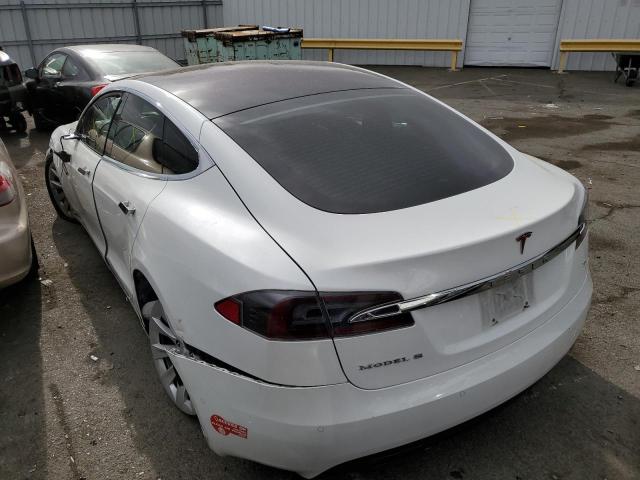 5YJSA1E19HF209697 - 2017 TESLA MODEL S Weiß Foto 2