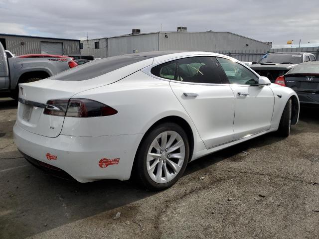 5YJSA1E19HF209697 - 2017 TESLA MODEL S Weiß Foto 3