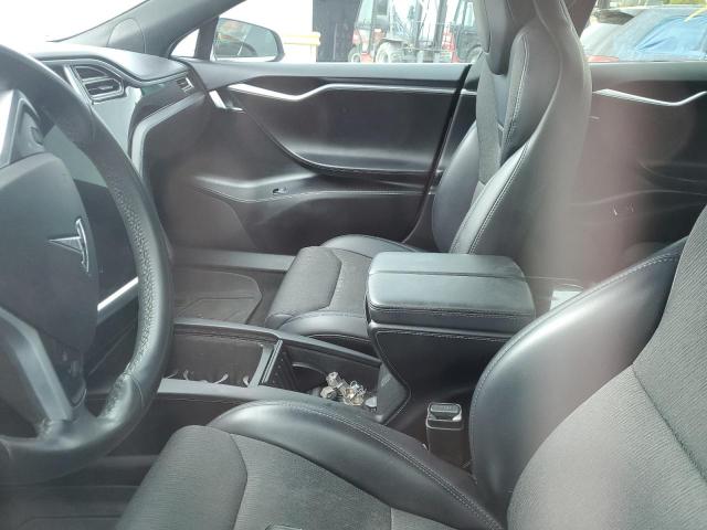 5YJSA1E19HF209697 - 2017 TESLA MODEL S Weiß Foto 7