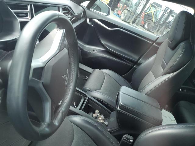 5YJSA1E19HF209697 - 2017 TESLA MODEL S Weiß Foto 8