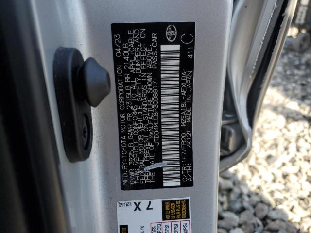 JTDB4MEE8P3008817 - 2023 TOYOTA COROLLA LE 银色 照片 12