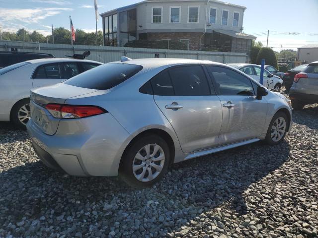 JTDB4MEE8P3008817 - 2023 TOYOTA COROLLA LE 银色 照片 3