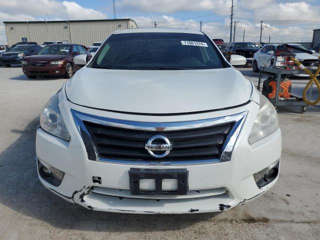 1N4AL3AP3DC921678 - 2013 NISSAN ALTIMA 2.5 WHITE photo 5