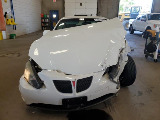 2G2WS522441105171 - 2004 PONTIAC GRAND PRIX GT2 أبيض صورة 5