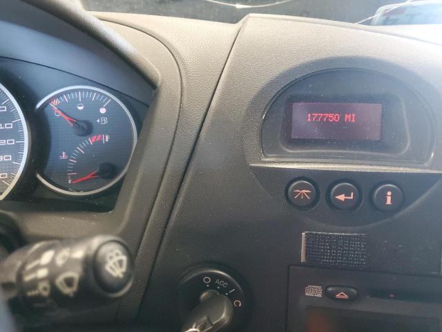 2G2WS522441105171 - 2004 PONTIAC GRAND PRIX GT2 أبيض صورة 9