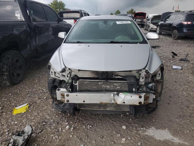 1G1ZC5E0XCF204285 - 2012 CHEVROLET MALIBU 1LT SILVER photo 5