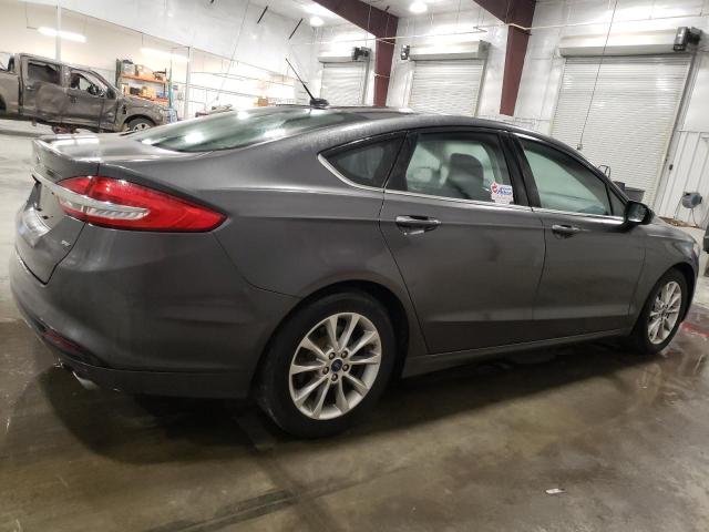 3FA6P0H70HR116680 - 2017 FORD FUSION SE GRAY photo 3