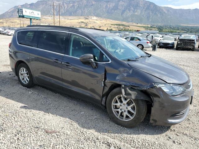 2C4RC1DG5LR266135 - 2020 CHRYSLER VOYAGER LXI GRAY photo 4