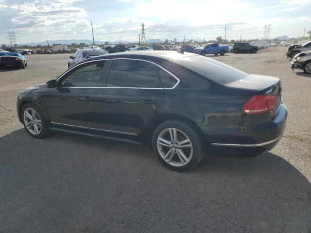 1VWBN7A33DC055099 - 2013 VOLKSWAGEN PASSAT SE 黑色 照片 2