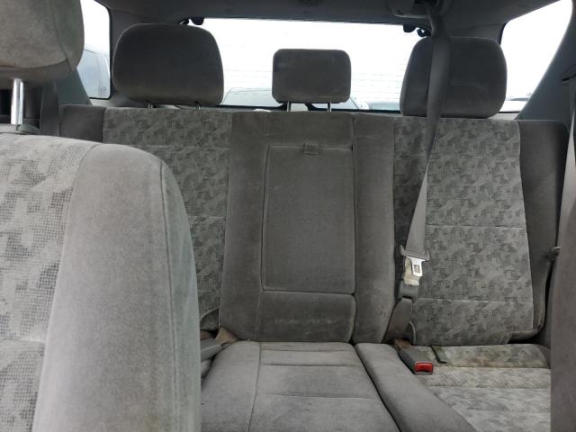 KNDJD735X85824806 - 2008 KIA SORENTO EX SILVER photo 10