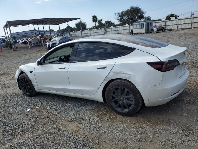 5YJ3E1EA4MF991619 - 2021 TESLA MODEL 3 WHITE photo 2