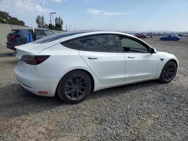 5YJ3E1EA4MF991619 - 2021 TESLA MODEL 3 WHITE photo 3