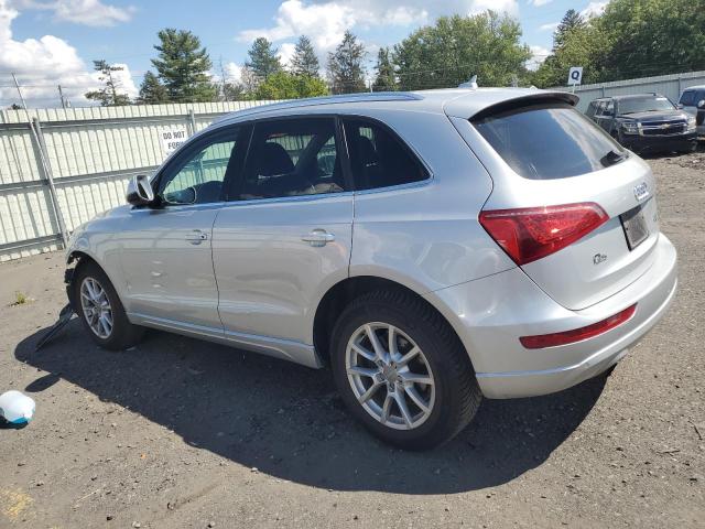 WA1LFAFP1CA102745 - 2012 AUDI Q5 PREMIUM PLUS SILVER photo 2