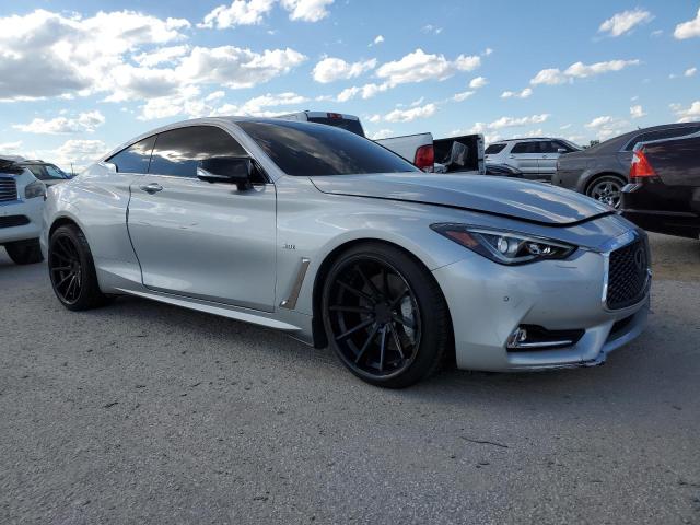 JN1EV7EK5JM341935 - 2018 INFINITI Q60 LUXE 300 SILVER photo 4