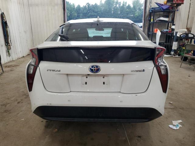 JTDKBRFU2J3058418 - 2018 TOYOTA PRIUS WHITE photo 6