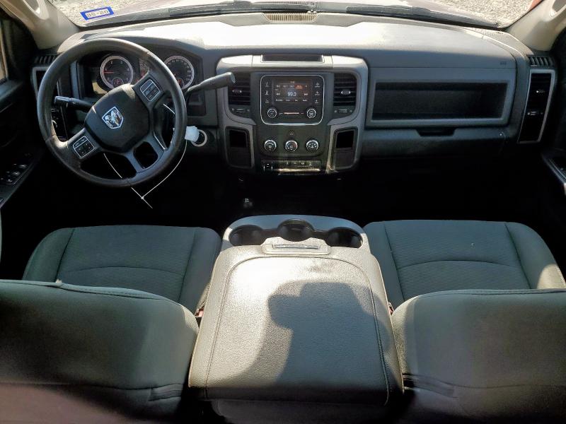 3C63RRGL3JG124596 - 2018 RAM 3500 ST Bordeaux Foto 8