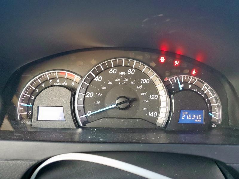 4T1BF1FK2CU542313 - 2012 TOYOTA CAMRY BASE 白色 照片 9