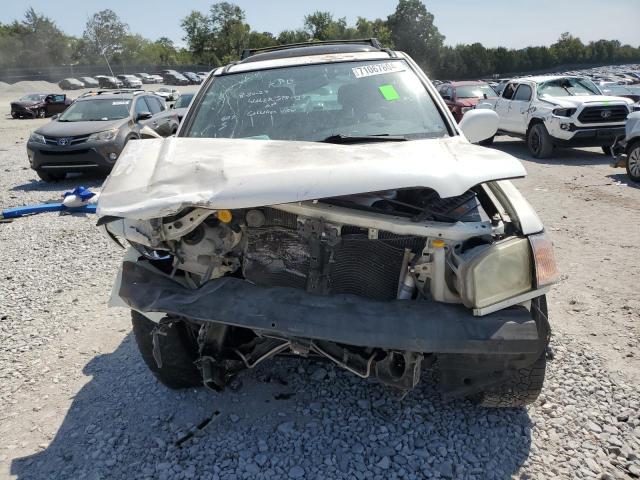 JN8DR09Y64W910811 - 2004 NISSAN PATHFINDER LE 白色 照片 5