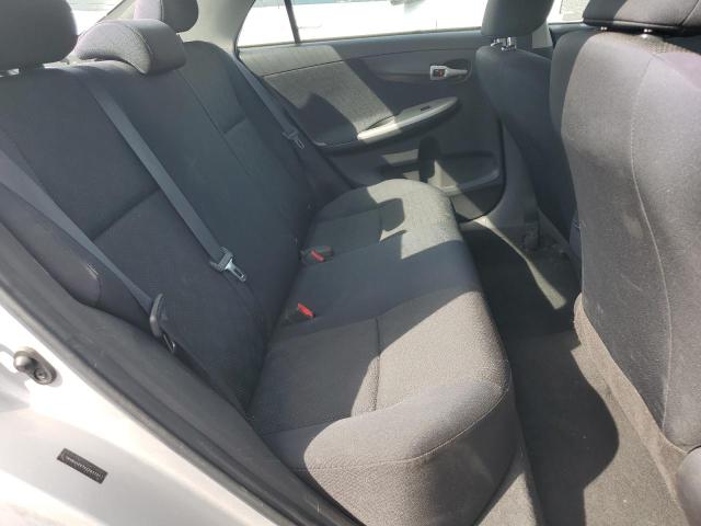 1NXBU4EE7AZ261737 - 2010 TOYOTA COROLLA BASE Արծաթագույն լուսանկար 10